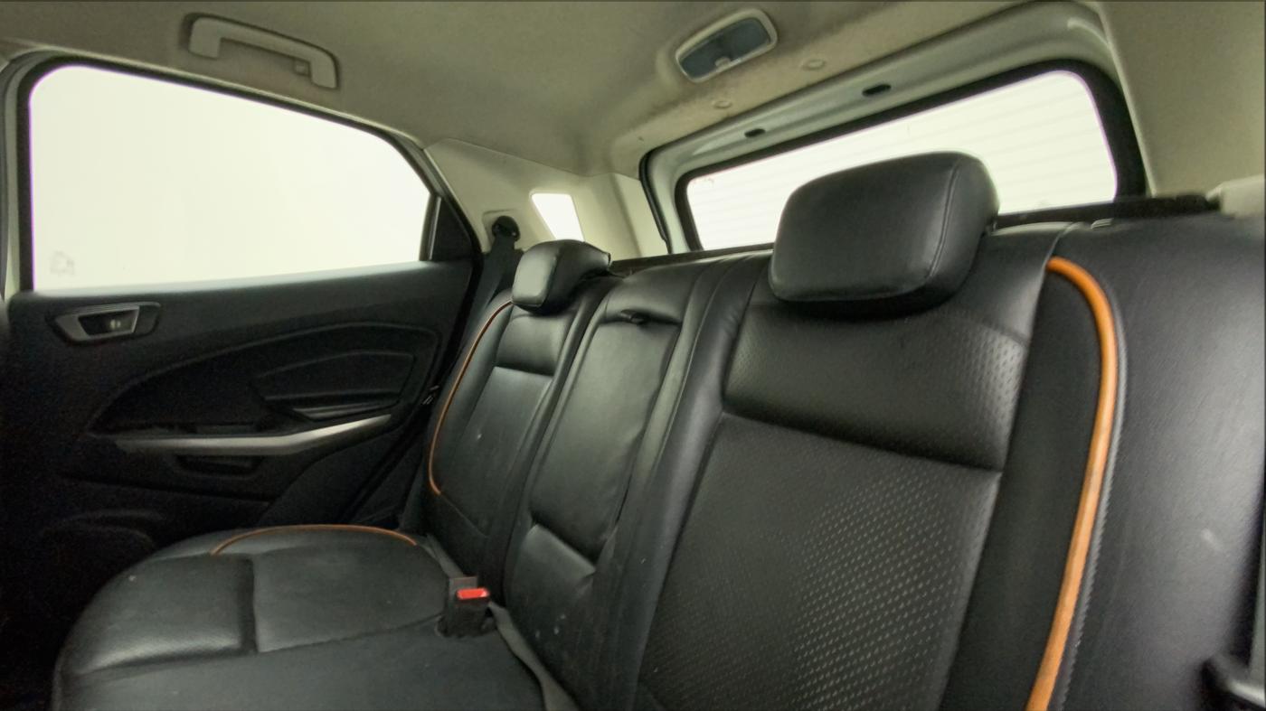 2019 Ford Ecosport 1.5 TITANIUM TI VCT, CNG, Manual, 57,841 km, Right Side Rear Door Cabin