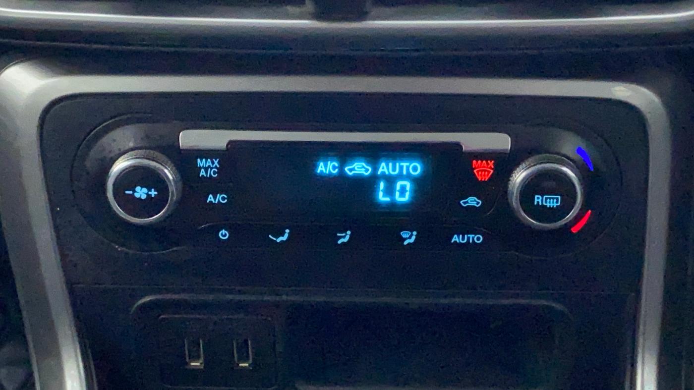 2019 Ford Ecosport 1.5 TITANIUM TI VCT, CNG, Manual, 57,841 km, Automatic Climate Control