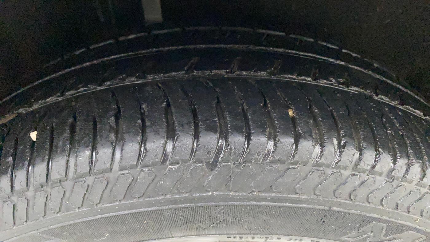 2019 Ford Ecosport 1.5 TITANIUM TI VCT, CNG, Manual, 57,841 km, Right Rear Tyre Tread