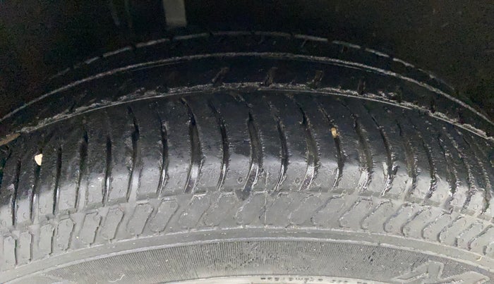 2019 Ford Ecosport 1.5 TITANIUM TI VCT, CNG, Manual, 57,841 km, Right Rear Tyre Tread