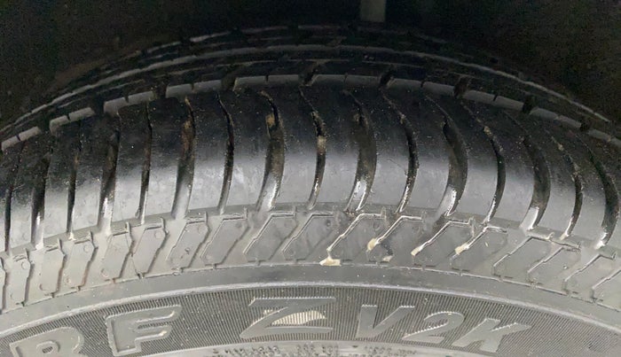 2019 Ford Ecosport 1.5 TITANIUM TI VCT, CNG, Manual, 57,841 km, Left Rear Tyre Tread