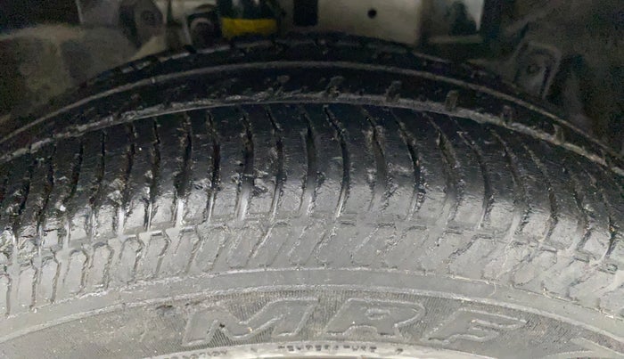 2019 Ford Ecosport 1.5 TITANIUM TI VCT, CNG, Manual, 57,841 km, Right Front Tyre Tread