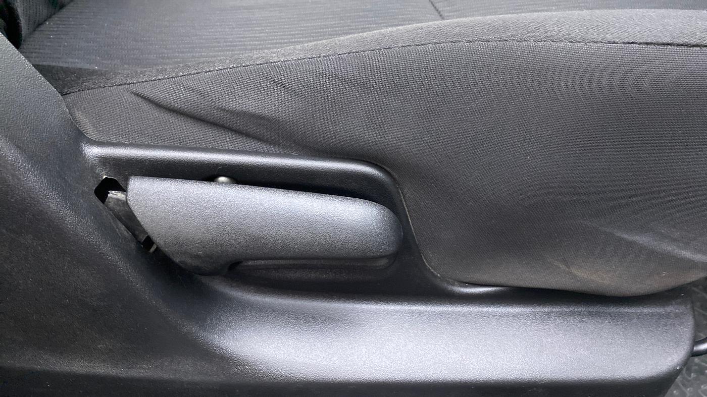 2017 Maruti Swift VXI, Petrol, Manual, 21,083 km, Driver Side Adjustment Panel