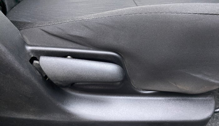 2017 Maruti Swift VXI, Petrol, Manual, 21,083 km, Driver Side Adjustment Panel