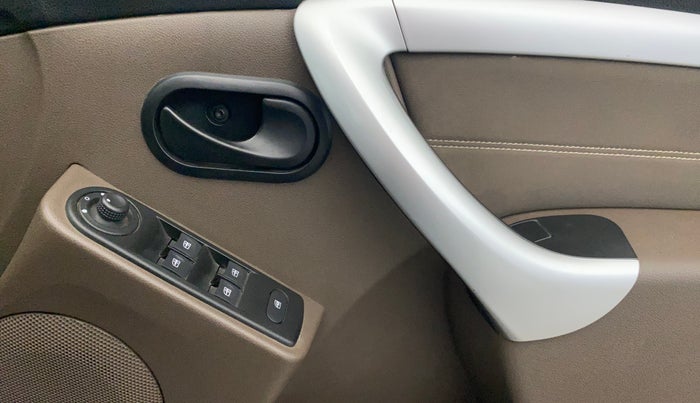 2019 Renault Duster 85 PS RXS MT DIESEL, Diesel, Manual, 72,856 km, Driver Side Door Panels Control