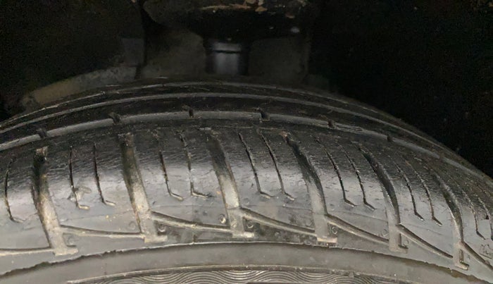 2019 Renault Duster 85 PS RXS MT DIESEL, Diesel, Manual, 72,856 km, Left Front Tyre Tread