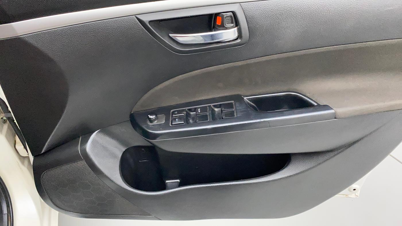 2012 Maruti Swift VXI, Petrol, Manual, 90,846 km, Driver Side Door Panels Control