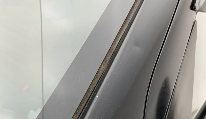2012 Maruti Swift VXI, Petrol, Manual, 90,846 km, Left A pillar - Slightly dented