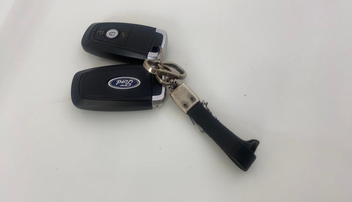 2020 Ford New Figo TITANIUM BLU 1.2 PETROL, Petrol, Manual, 71,297 km, Key Close Up