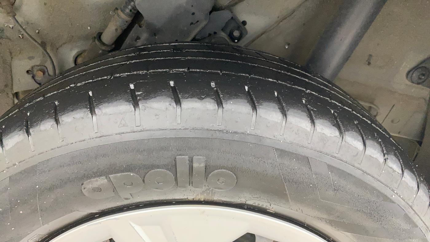 2020 Hyundai VENUE S 1.2, Petrol, Manual, 79,015 km, Left Rear Tyre Tread