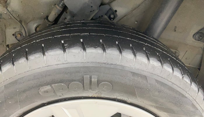 2020 Hyundai VENUE S 1.2, Petrol, Manual, 79,015 km, Left Rear Tyre Tread