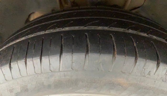 2017 Tata Tiago XZA PETROL, Petrol, Automatic, 94,294 km, Left Front Tyre Tread