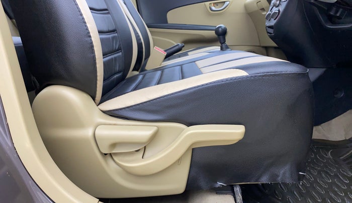 2014 Honda Amaze 1.2L I-VTEC VX, Petrol, Manual, 32,109 km, Driver Side Adjustment Panel