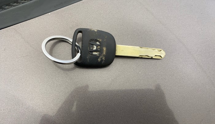 2014 Honda Amaze 1.2L I-VTEC VX, Petrol, Manual, 32,109 km, Key Close Up