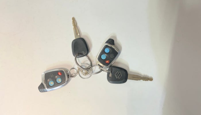 2021 Maruti S PRESSO LXI CNG, CNG, Manual, 91,896 km, Key Close Up