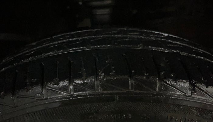 2021 Maruti S PRESSO LXI CNG, CNG, Manual, 91,896 km, Right Front Tyre Tread