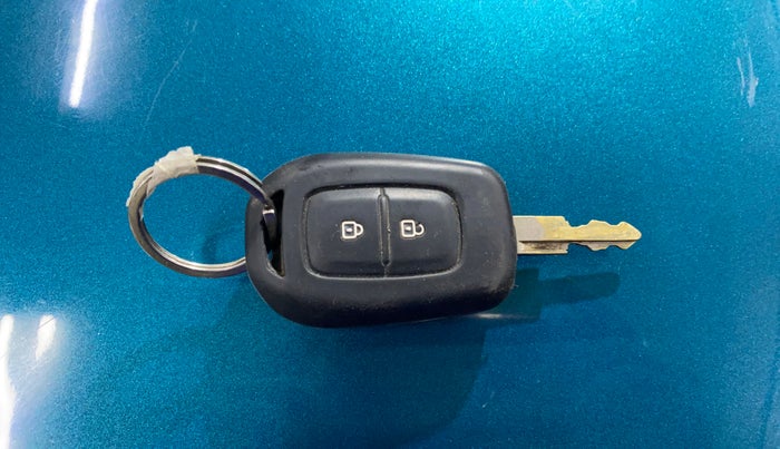 2022 Renault Kwid RXT 1.0, Petrol, Manual, 31,728 km, Key Close Up