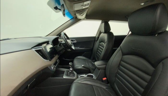 2016 Hyundai Creta SX PLUS 1.6 PETROL, CNG, Manual, 88,741 km, Right Side Front Door Cabin