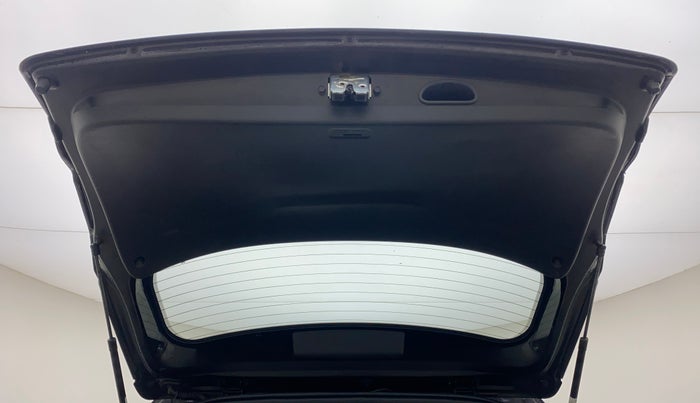 2016 Hyundai Creta SX PLUS 1.6 PETROL, CNG, Manual, 88,741 km, Boot Door Open