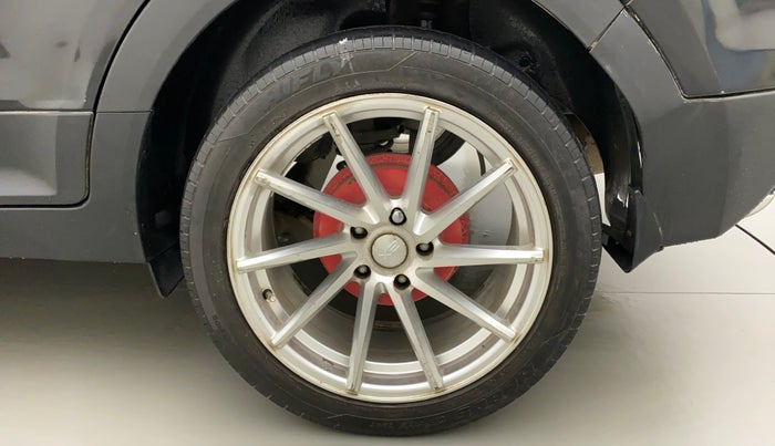 2016 Hyundai Creta SX PLUS 1.6 PETROL, CNG, Manual, 88,741 km, Left Rear Wheel