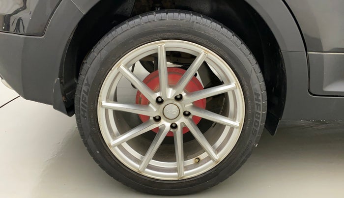 2016 Hyundai Creta SX PLUS 1.6 PETROL, CNG, Manual, 88,741 km, Right Rear Wheel