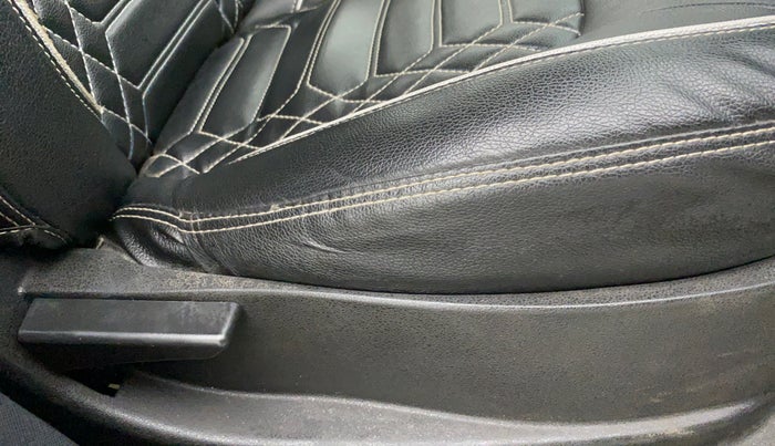 2019 Tata NEXON XM 1.2, CNG, Manual, 50,331 km, Driver Side Adjustment Panel