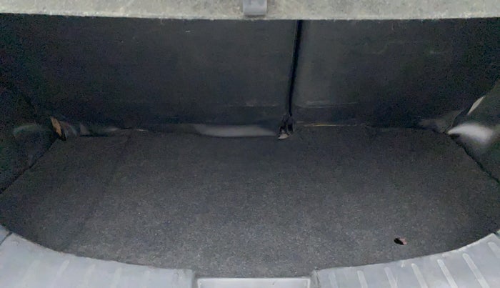 2017 Maruti Wagon R 1.0 VXI, Petrol, Manual, 36,700 km, Boot Inside