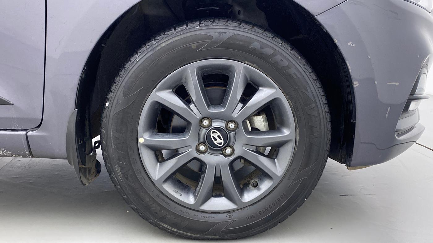 2020 Hyundai Elite i20 1.2 SPORTS PLUS VTVT, Petrol, Manual, 15,102 km, Right Front Wheel