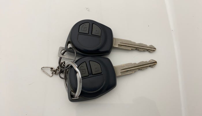 2013 Maruti Wagon R 1.0 VXI, Petrol, Manual, 50,519 km, Key Close Up