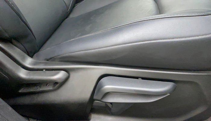 2022 Tata NEXON XZA PLUS (O) PETROL DARK EDITION, Petrol, Automatic, 11,788 km, Driver Side Adjustment Panel
