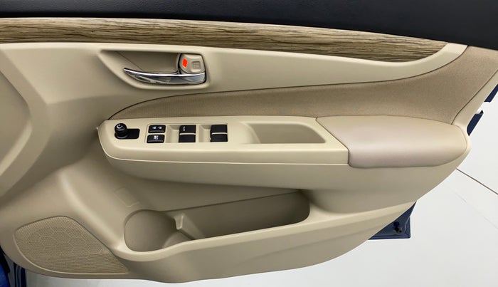 2019 Maruti Ciaz DELTA 1.5 SHVS VVT MT, Petrol, Manual, 28,111 km, Driver Side Door Panels Control