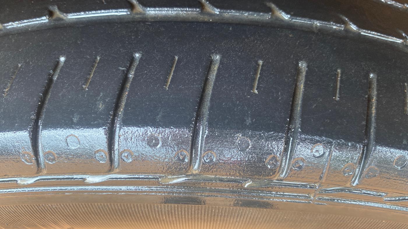 2020 Maruti Ciaz ALPHA 1.5 SHVS PETROL, Petrol, Manual, 47,096 km, Left Front Tyre Tread