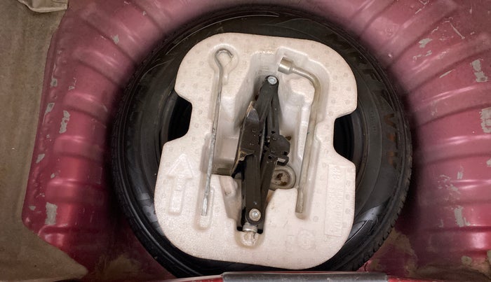 2016 Nissan Micra XV CVT, Petrol, Automatic, 1,14,496 km, Spare Tyre