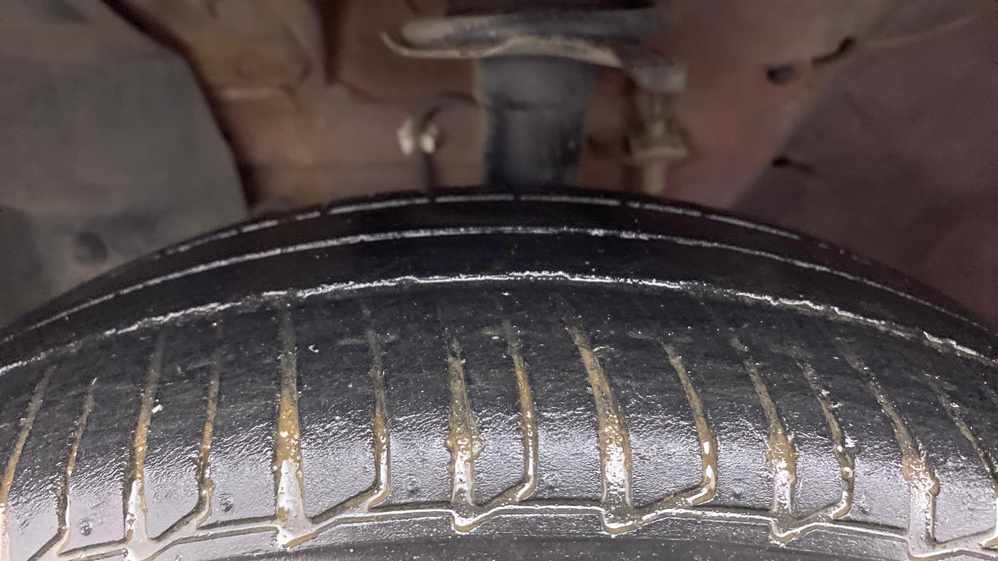 2016 Nissan Micra XV CVT, Petrol, Automatic, 1,14,496 km, Left Front Tyre Tread