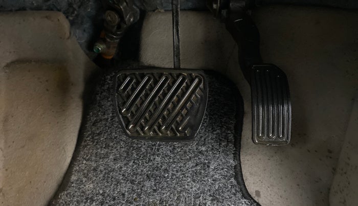 2016 Nissan Micra XV CVT, Petrol, Automatic, 1,14,496 km, Pedals