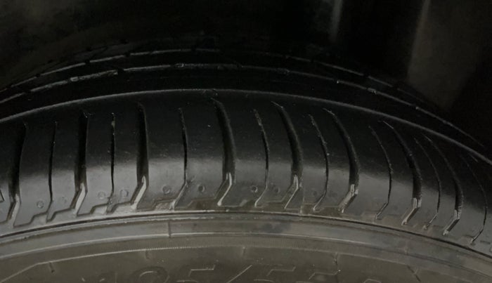 2018 Maruti Ciaz ALPHA  AT 1.4  PETROL, Petrol, Automatic, 62,609 km, Left Rear Tyre Tread