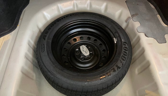 2018 Maruti Ciaz ALPHA  AT 1.4  PETROL, Petrol, Automatic, 62,609 km, Spare Tyre