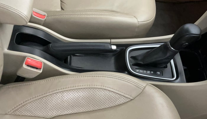 2018 Maruti Ciaz ALPHA  AT 1.4  PETROL, Petrol, Automatic, 62,609 km, Gear Lever
