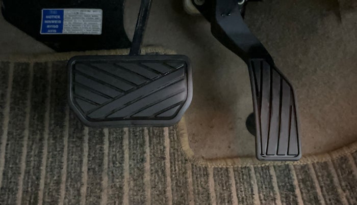 2018 Maruti Ciaz ALPHA  AT 1.4  PETROL, Petrol, Automatic, 62,609 km, Pedals