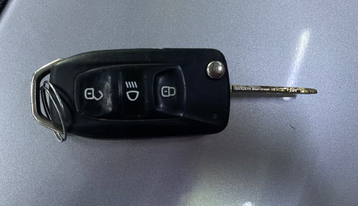 2018 Tata Tiago XZ PETROL, Petrol, Manual, 41,981 km, Key Close Up