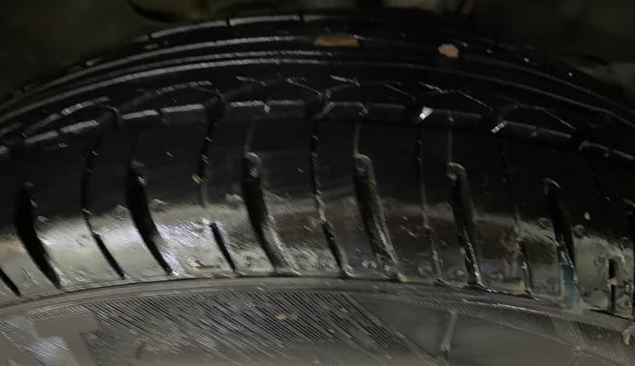 2018 Tata Tiago XZ PETROL, Petrol, Manual, 41,981 km, Right Front Tyre Tread