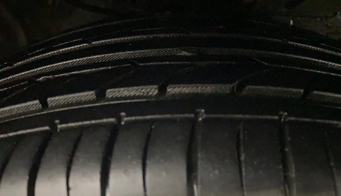 2019 Hyundai Creta SX 1.6 PETROL, Petrol, Manual, 82,455 km, Right Front Tyre Tread