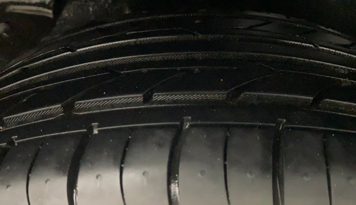 2019 Hyundai Creta SX 1.6 PETROL, Petrol, Manual, 82,455 km, Right Rear Tyre Tread