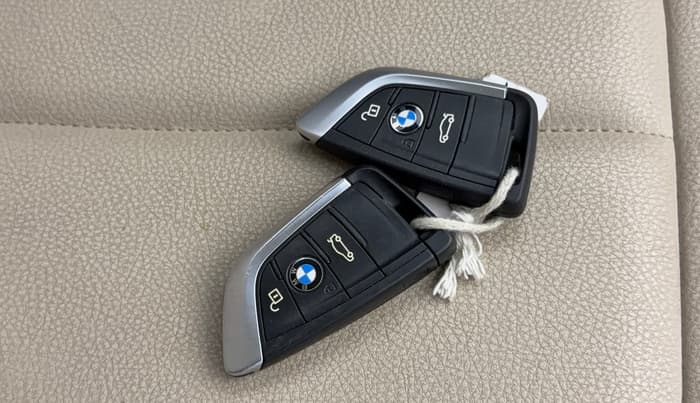 2021 BMW X1 sDrive20i xLine, Petrol, Automatic, 49,544 km, Key Close Up
