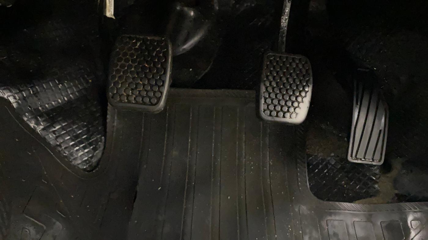 2021 Maruti Alto VXI PLUS, Petrol, Manual, 35,618 km, Pedals