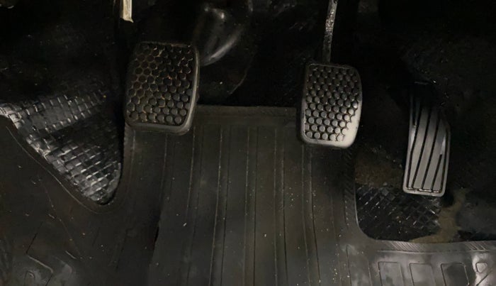 2021 Maruti Alto VXI PLUS, Petrol, Manual, 35,618 km, Pedals