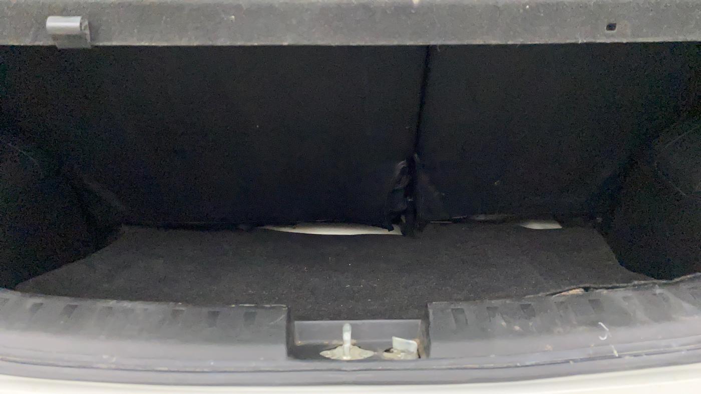 2017 Maruti Swift VDI, Diesel, Manual, 78,353 km, Boot Inside