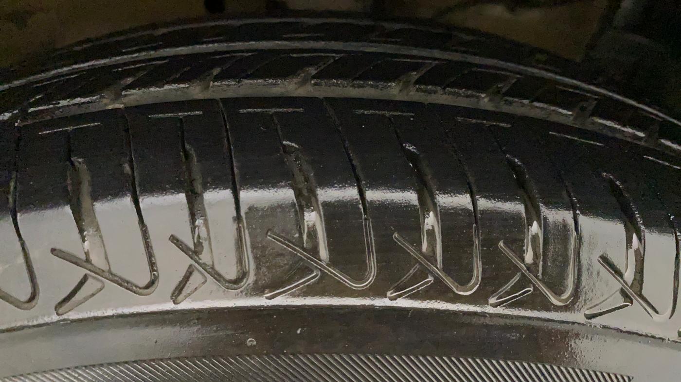 2017 Maruti Swift VDI, Diesel, Manual, 78,353 km, Left Rear Tyre Tread