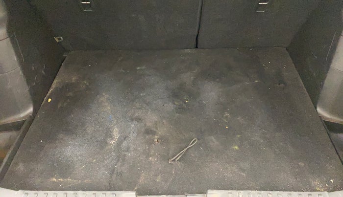 2018 Maruti Vitara Brezza ZDI PLUS AT DUAL TONE, Diesel, Automatic, 1,29,287 km, Boot Inside