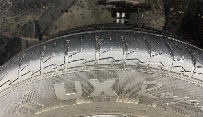 2018 Maruti Vitara Brezza ZDI PLUS AT DUAL TONE, Diesel, Automatic, 1,29,287 km, Left Front Tyre Tread